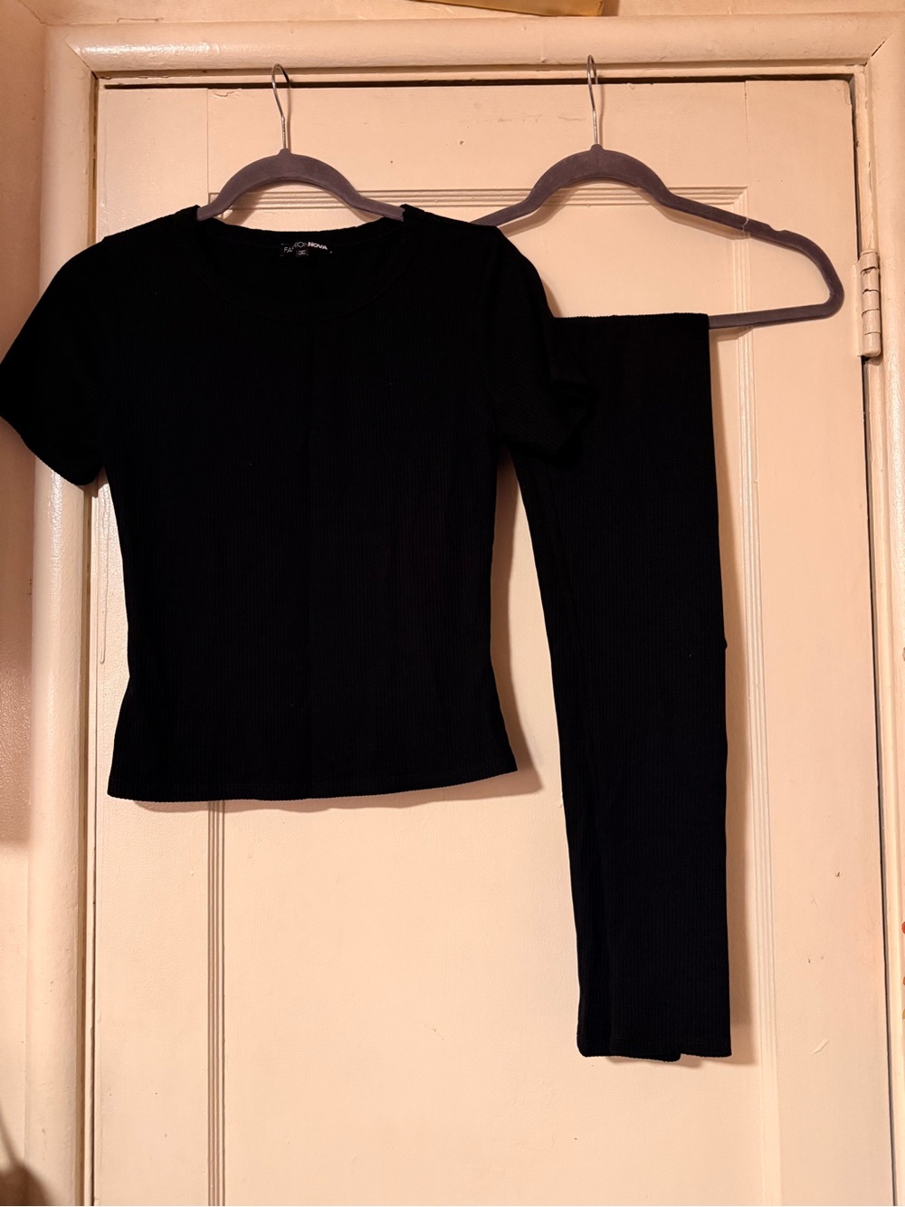 Fashion Nova Black Ribbed Short-Sleeve Top & Leggings Set